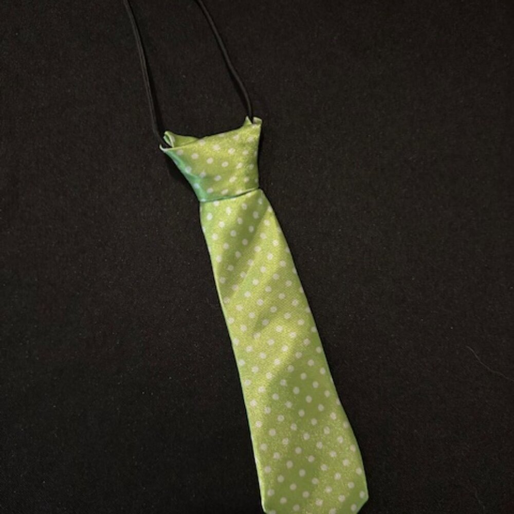Lime Green & White Polka Dot 7" Tie   -PETS  7925  NWT boutique